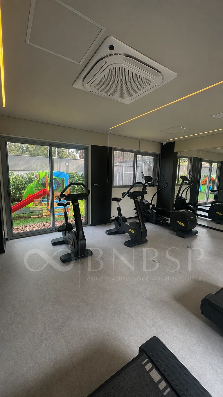 Apartamento Jardim Paulista — Academia com bikes e elíptico